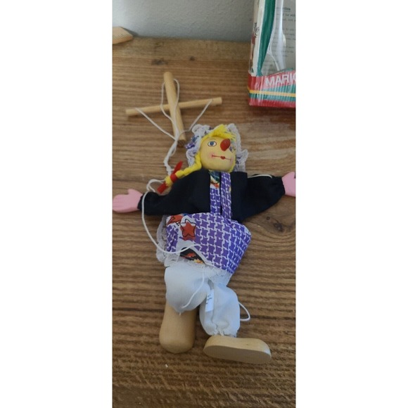 Vintage Marionette by Fairyland International With Box - Picture 3 of 7